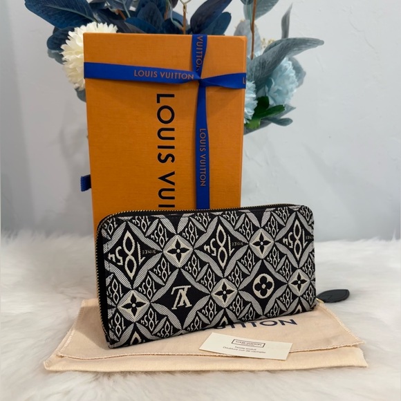 SOLD‼️Louis Vuitton Since 1854 Limited Edition Zippy Wallet - Picture 6 of 16